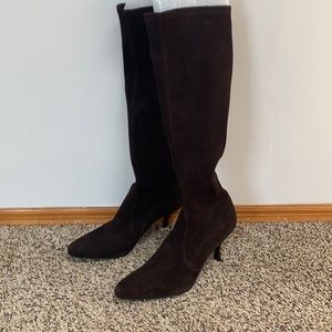 NEVER WORN Stuart Weitzman brown suede boots